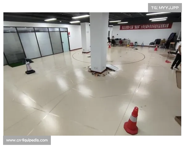 武汉建设室内自行车馆,木质赛道由德国专家团队现场指导铺设 武汉建设室内自行车馆,木质赛道由德国专家团队现场指导铺设