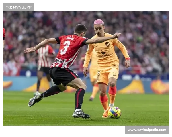 西甲2025赛季半程总结：巴萨领跑，三强争霸格局初现